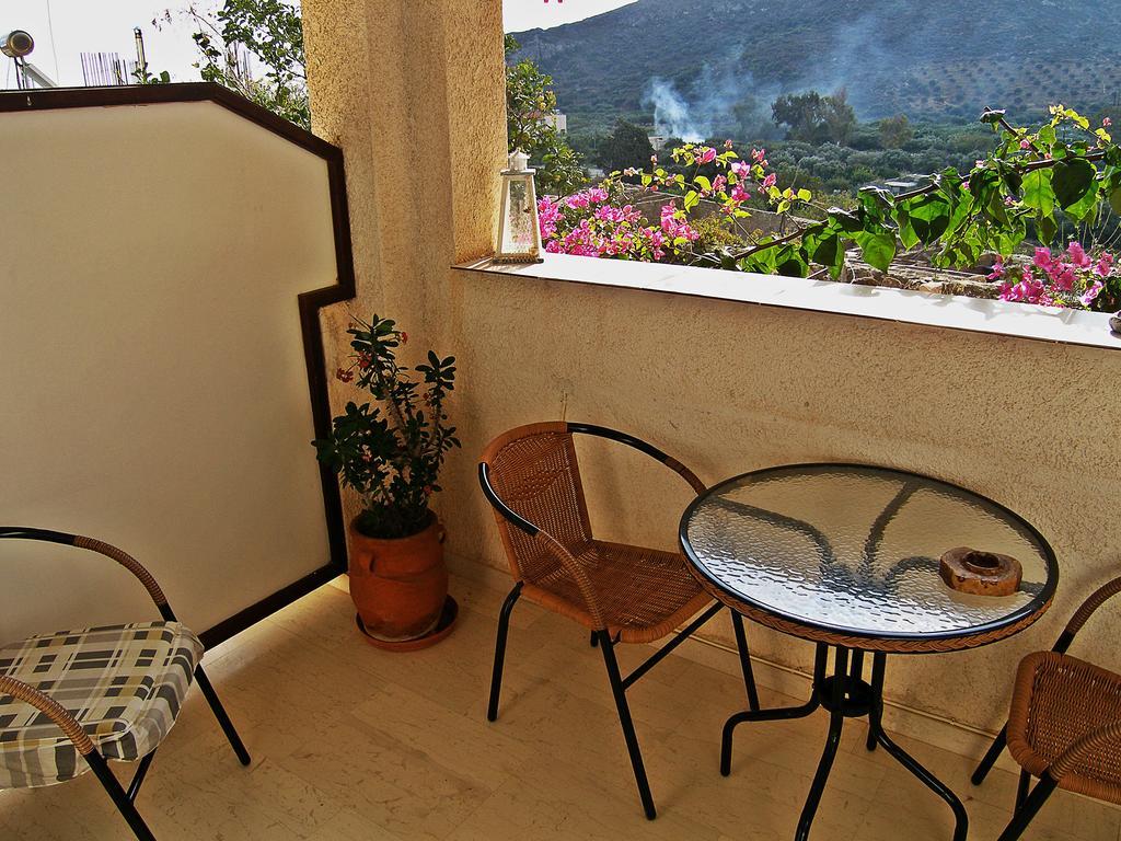 Haus Eva Apartment Palekastro Room photo